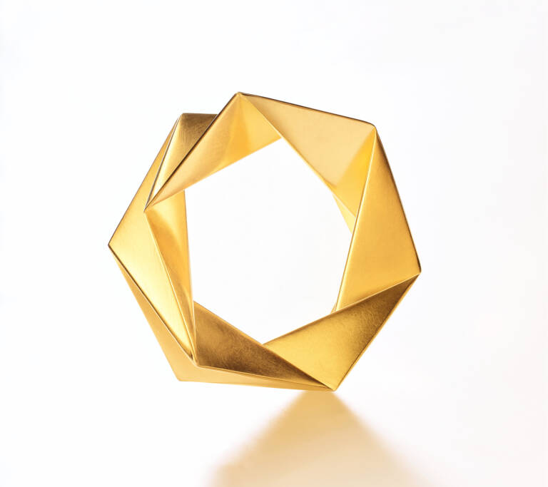 Sechseck final 1 768x683